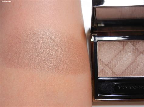 Burberry Pale Barley (102) Wet & Dry Silk Shadow Review